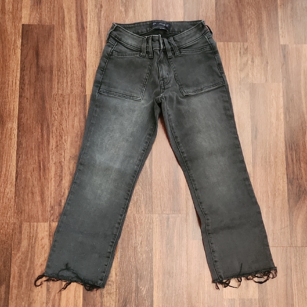 Aeropostale Gray Mid Rise Kick Crop Jeans Size 000